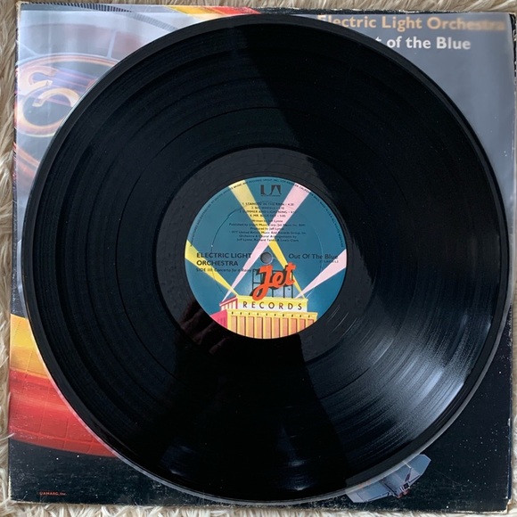 Electric Light Orchestra - Out of the Blue Vinyl Record - Picture 8 of 9